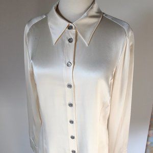 Chanel  boutique , vintage, ivory silk blouse